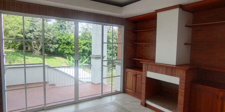 WhatsApp Image 2023-04-11 at 12.06.50 PM (4)