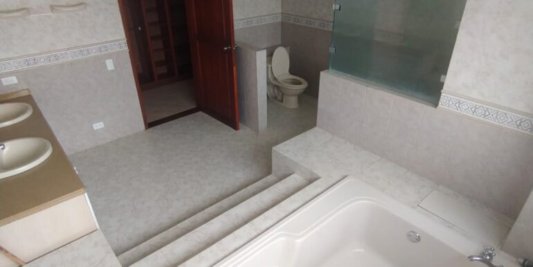 WhatsApp Image 2023-04-11 at 12.06.50 PM