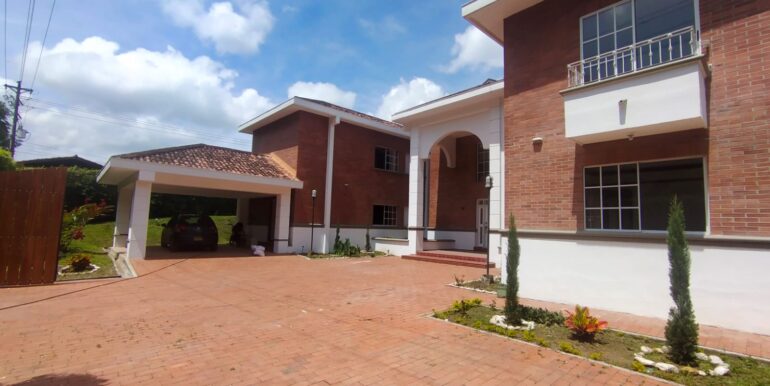 WhatsApp Image 2023-04-11 at 12.06.52 PM