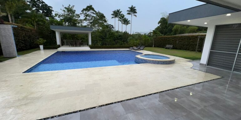 WhatsApp Image 2023-09-19 at 9.58.09 AM