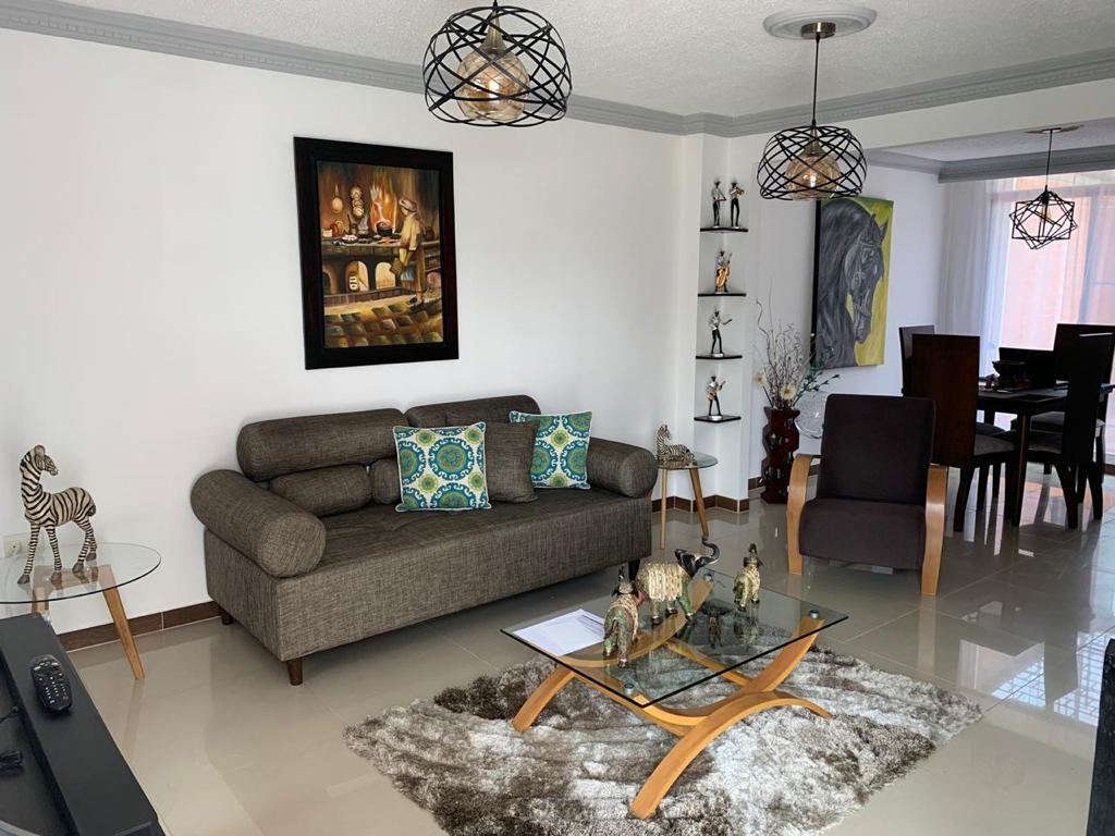 Casa – Venta – La Villa